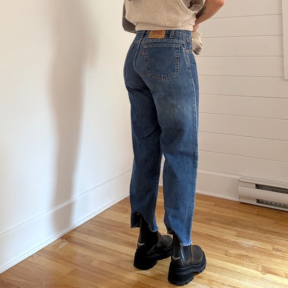 Vintage Levi’s 550 straight leg jeans - Picture 1 of 6